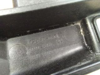 bontott HYUNDAI IONIQ Jobb első Lökhárító Tartó (Műanyag)