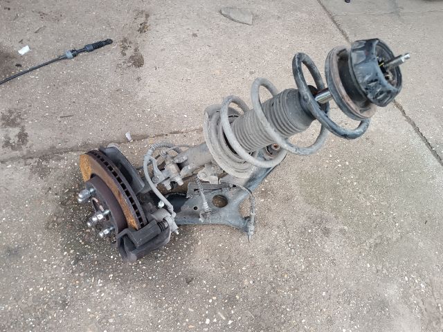 bontott HYUNDAI ix20 Jobb első Csonkállvány Kerékaggyal