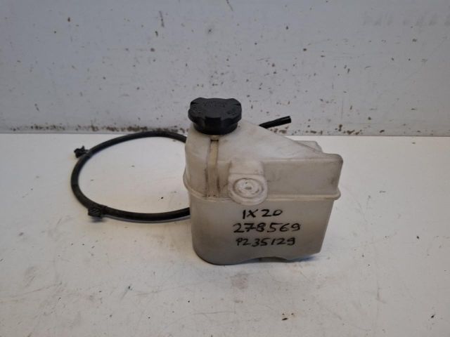 bontott HYUNDAI ix20 Kiegyenlítő Tartály