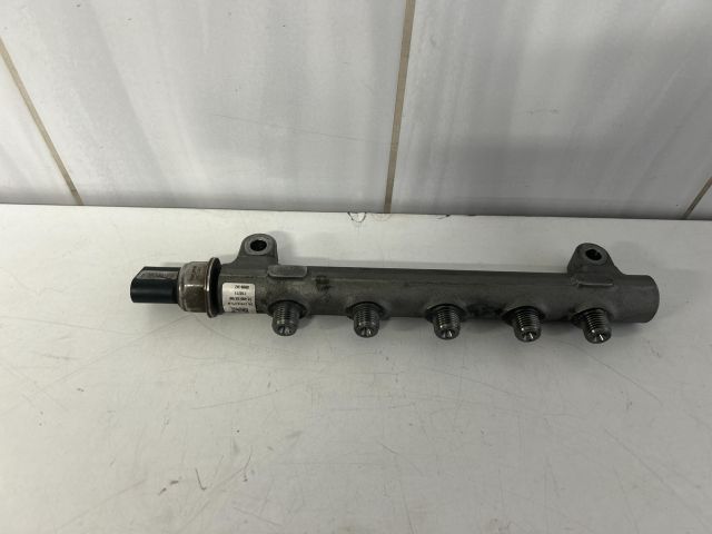 bontott HYUNDAI ix20 Közösnyomócső