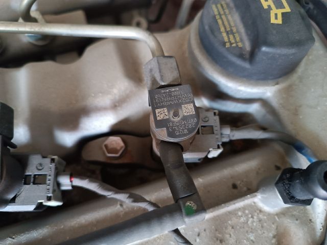 bontott HYUNDAI ix20 Motor (Fűzött blokk hengerfejjel)