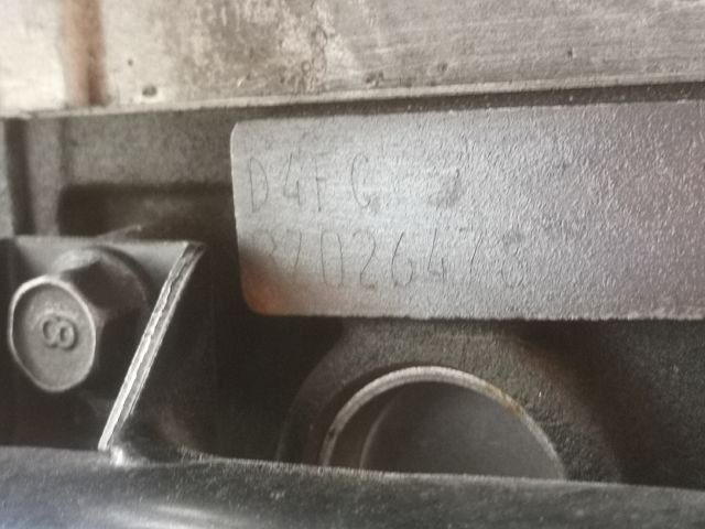 bontott HYUNDAI ix20 Motor (Fűzött blokk hengerfejjel)