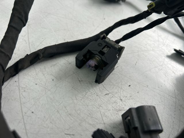 bontott HYUNDAI ix20 Motor Kábelköteg