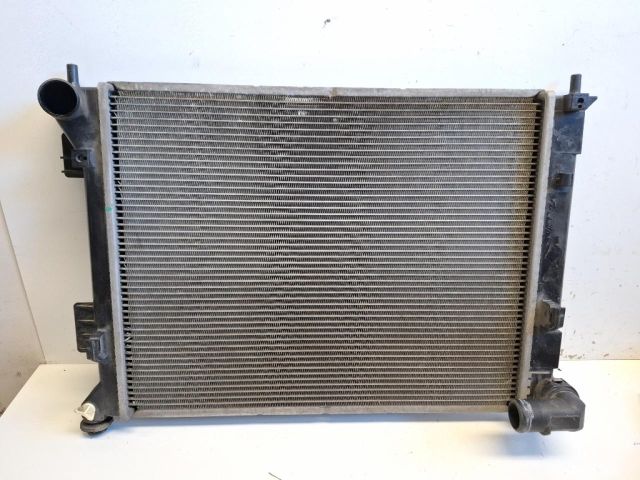 bontott HYUNDAI ix20 Vízhűtő Radiátor (Klímás)