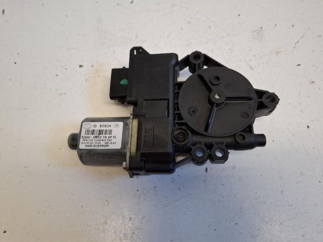 bontott HYUNDAI ix20 Bal első Ablakemelő Motor