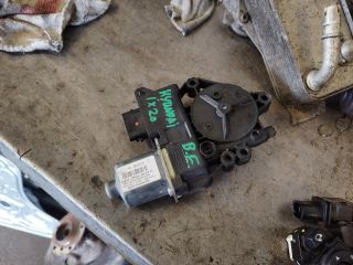 bontott HYUNDAI ix20 Bal első Ablakemelő Motor