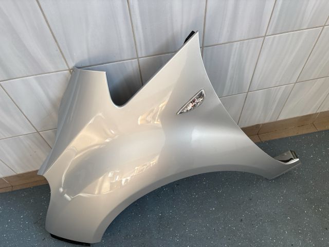 bontott HYUNDAI ix20 Bal első Sárvédő