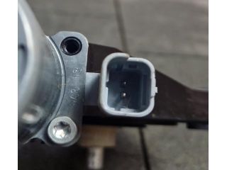 bontott HYUNDAI ix20 Bal hátsó Ablakemelő Motor