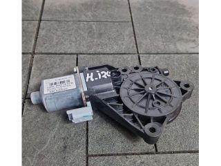 bontott HYUNDAI ix20 Bal hátsó Ablakemelő Motor