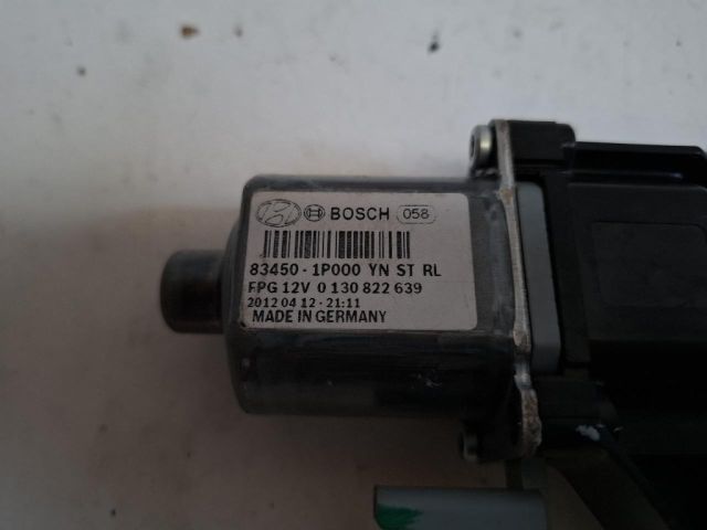 bontott HYUNDAI ix20 Bal hátsó Ablakemelő Motor