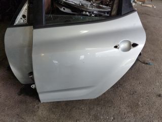 bontott HYUNDAI ix20 Bal hátsó Ajtó (Üres lemez)