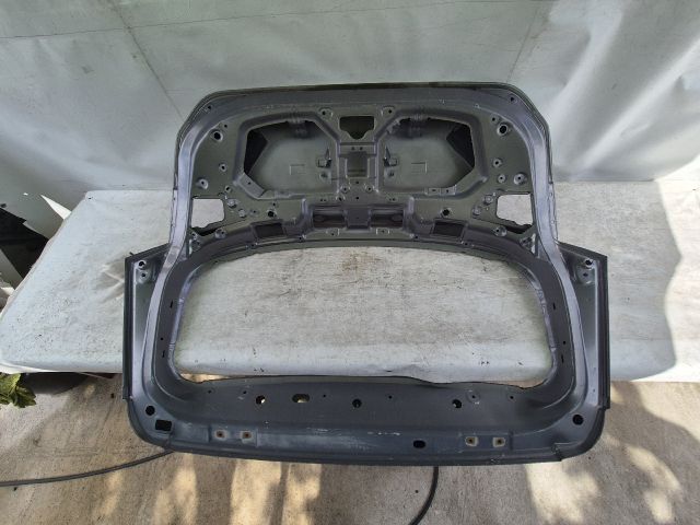 bontott HYUNDAI ix20 Csomagtérajtó (Üres lemez)