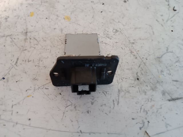 bontott HYUNDAI ix20 Előtét Ellenállás Fűtőmotor