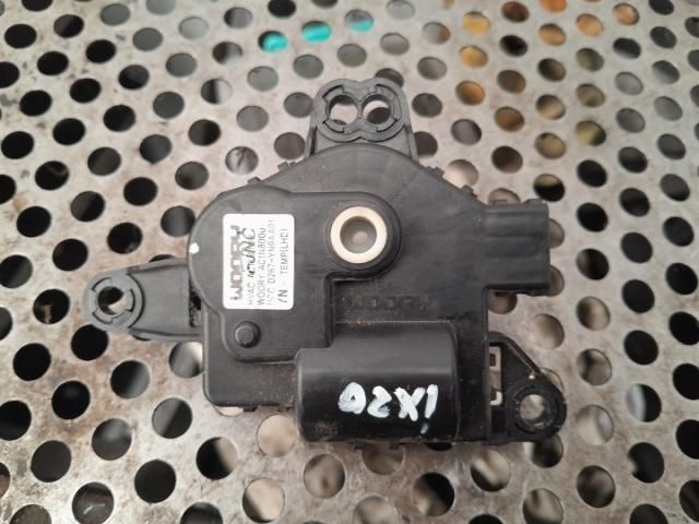 bontott HYUNDAI ix20 Fűtés Állító Motor