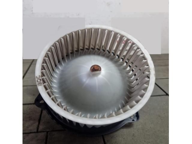 bontott HYUNDAI ix20 Fűtőmotor (Klímás)