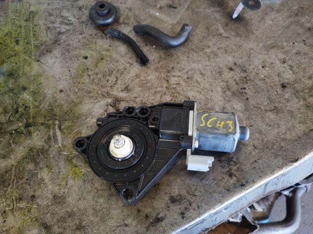 bontott HYUNDAI ix20 Jobb első Ablakemelő Motor