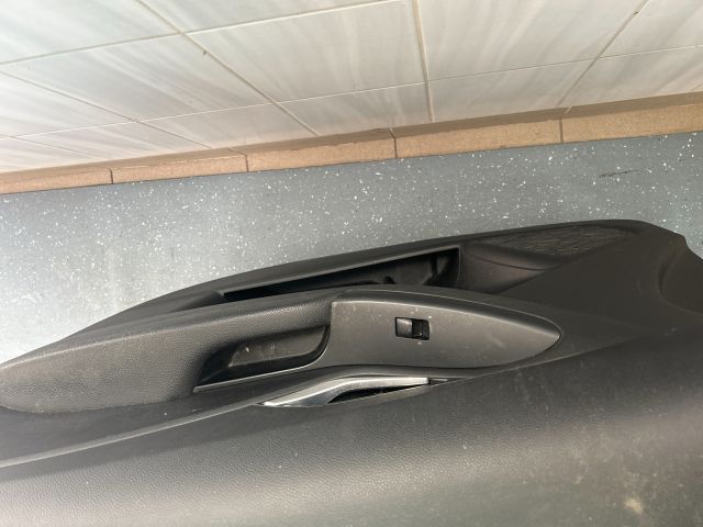 bontott HYUNDAI ix20 Jobb első Ajtó Kárpit