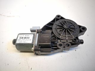 bontott HYUNDAI ix20 Jobb hátsó Ablakemelő Motor