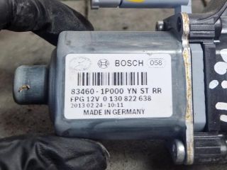 bontott HYUNDAI ix20 Jobb hátsó Ablakemelő Motor