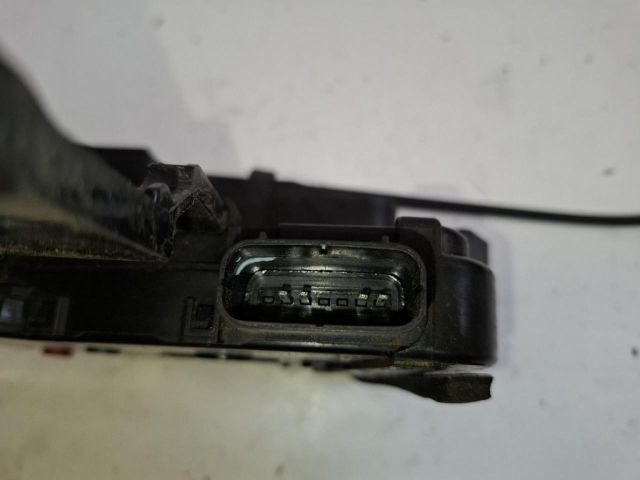 bontott HYUNDAI ix20 Jobb hátsó Ajtózár