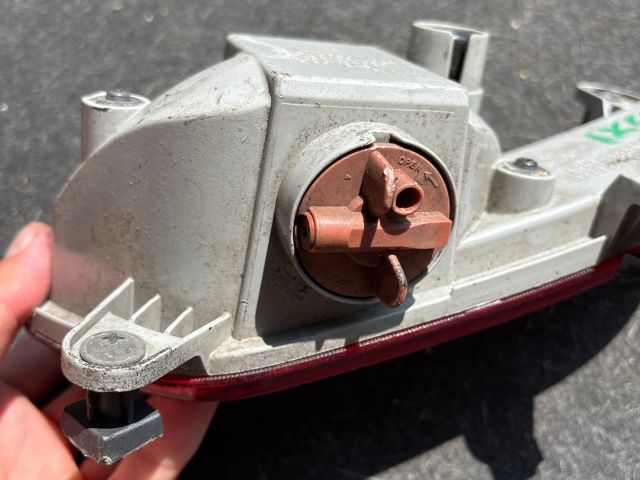 bontott HYUNDAI ix20 Jobb Ködzárófény