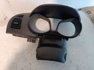 bontott HYUNDAI ix20 Kilométeróra Keret