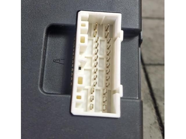 bontott HYUNDAI ix20 Komfort Elektronika