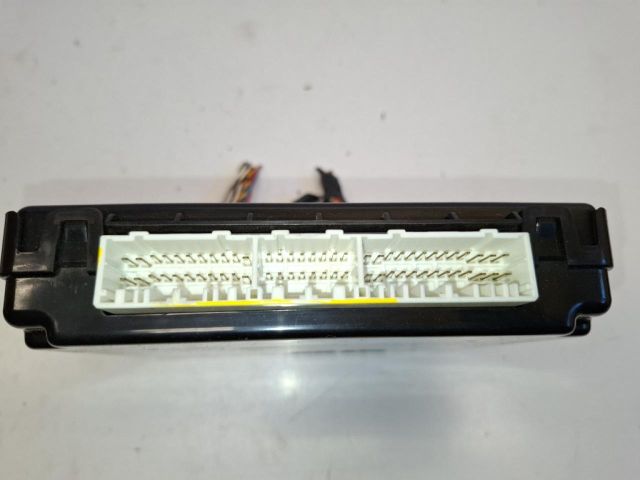 bontott HYUNDAI ix20 Kulcs Nélküli Nyitás Jeladó