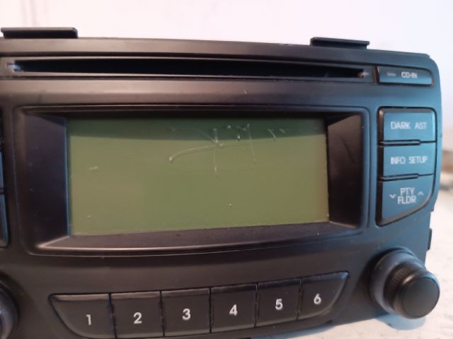 bontott HYUNDAI ix20 Rádió / CD