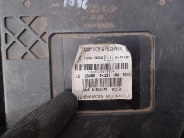 bontott HYUNDAI ix20 Riasztó Központ