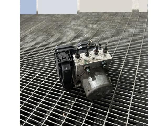 bontott HYUNDAI ix35 ABS Kocka