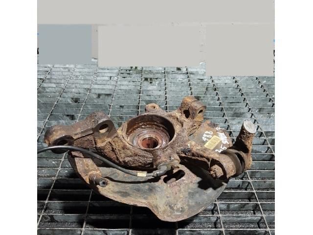 bontott HYUNDAI ix35 Bal első Csonkállvány