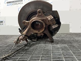 bontott HYUNDAI ix35 Bal első Csonkállvány