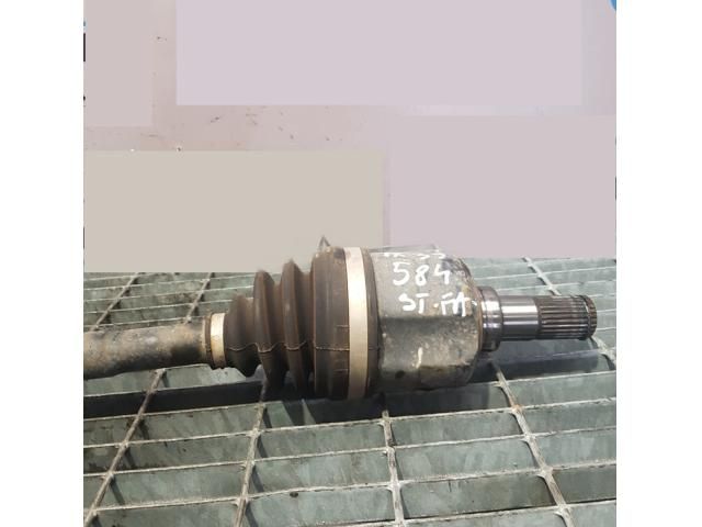 bontott HYUNDAI ix35 Bal Féltengely