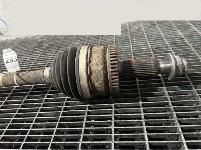 bontott HYUNDAI ix35 Bal Féltengely