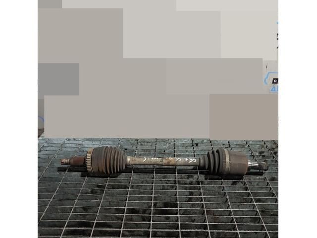 bontott HYUNDAI ix35 Bal Féltengely