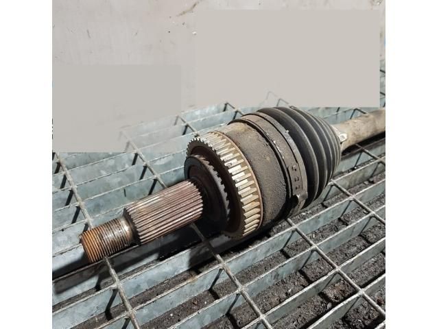 bontott HYUNDAI ix35 Bal Féltengely