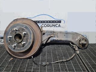 bontott HYUNDAI ix35 Bal hátsó Csonkállvány