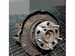 bontott HYUNDAI ix35 Bal hátsó Csonkállvány