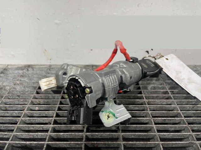 bontott HYUNDAI ix35 Gyújtáskapcsoló