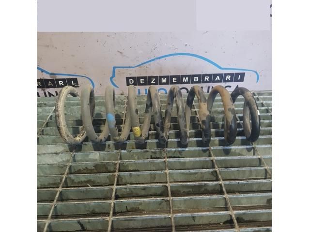 bontott HYUNDAI ix35 Hátsó Rugó