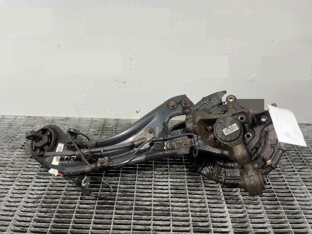 bontott HYUNDAI ix35 Jobb hátsó Csonkállvány