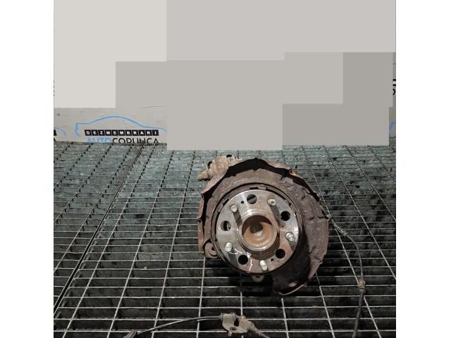 bontott HYUNDAI ix35 Jobb hátsó Csonkállvány