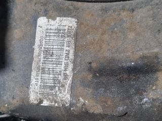 bontott HYUNDAI ix35 Jobb hátsó Csonkállvány