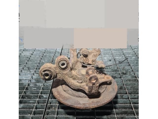 bontott HYUNDAI ix35 Jobb hátsó Csonkállvány