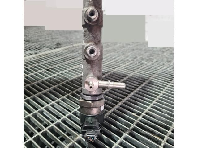 bontott HYUNDAI ix35 Közösnyomócső