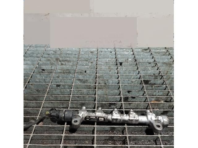 bontott HYUNDAI ix35 Közösnyomócső