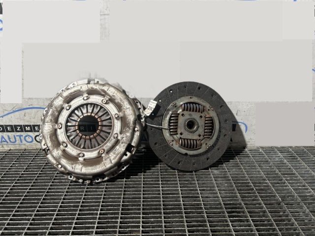 bontott HYUNDAI ix35 Kuplung Szett (Szerkezet, Tárcsa)