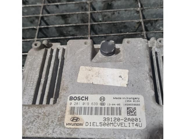 bontott HYUNDAI ix35 Motorvezérlő