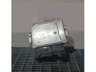 bontott HYUNDAI ix35 Motorvezérlő